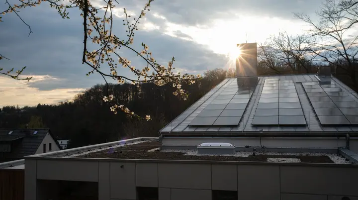 Alpinzentrum Solaranlage | © Harald Doerr